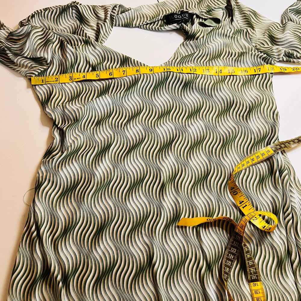 Eloquii Mesh Printed V Neck Twist Open Back Midi Dress Size 18 NWT Green Cream - Picture 9 of 12